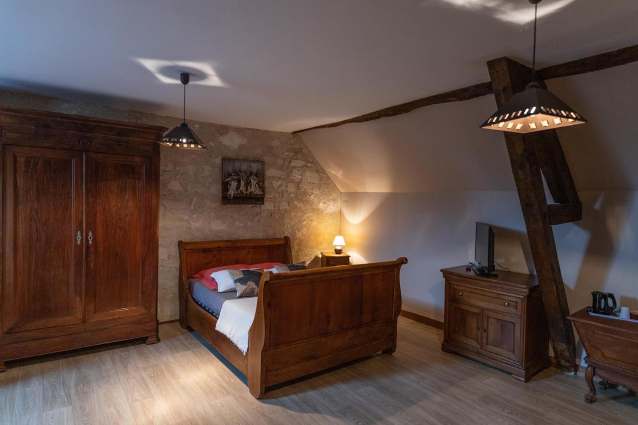 La Sacristie Bed & Breakfast Nouâtre Eksteriør bilde